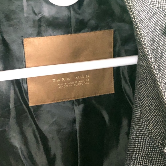 Men’s asymmetric light coat - Picture 4 of 5